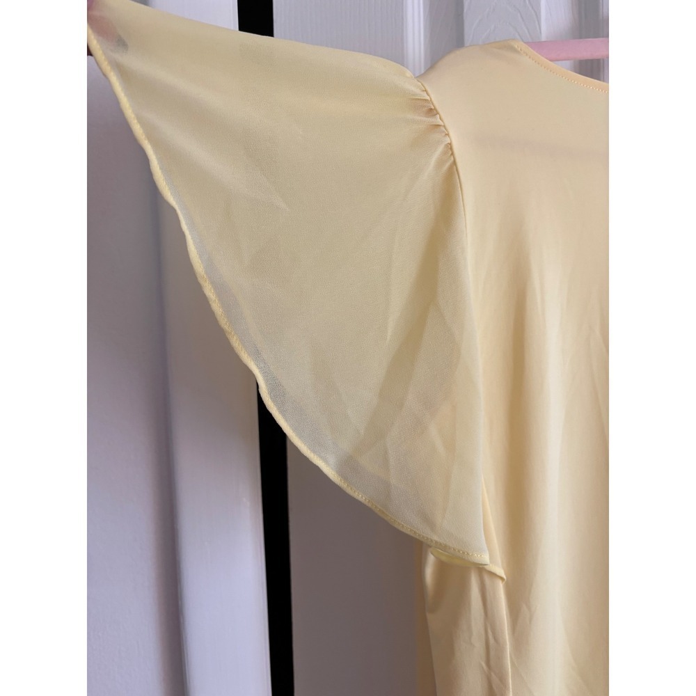 Calvin Klein Yellow Flutter Sleeve Blouse – Size Medium – Elegant & Versatile - Picture 8 of 8